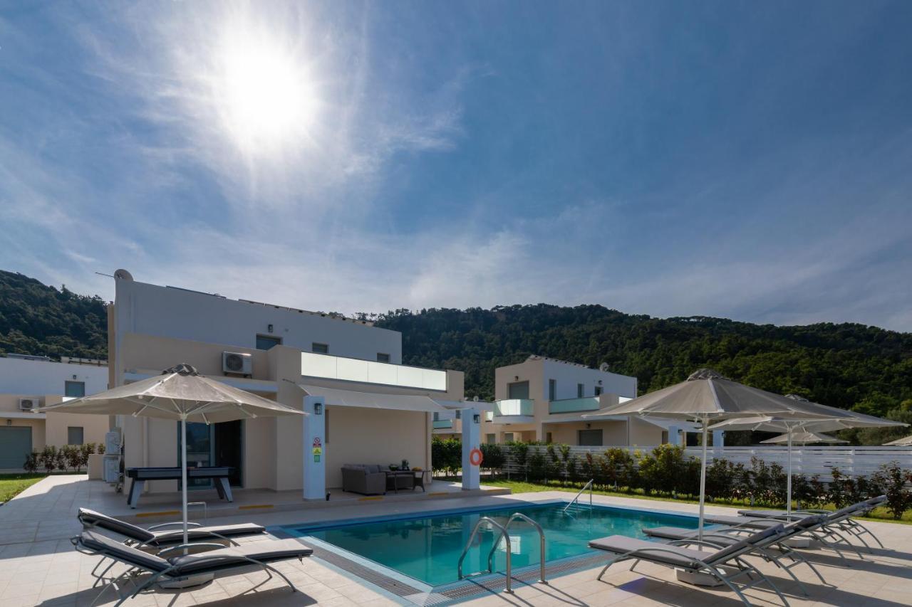 Paleos Hillside Villa *